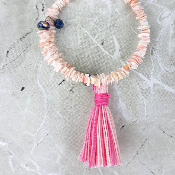 Sea Shells Memory Wire Wrap Bracelet - Picture 2 of 7